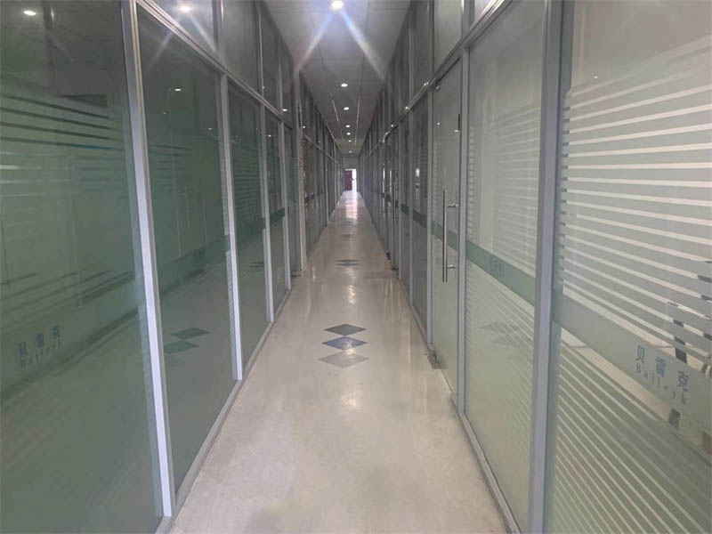 辦公區(qū).jpg 辦公區(qū).jpg